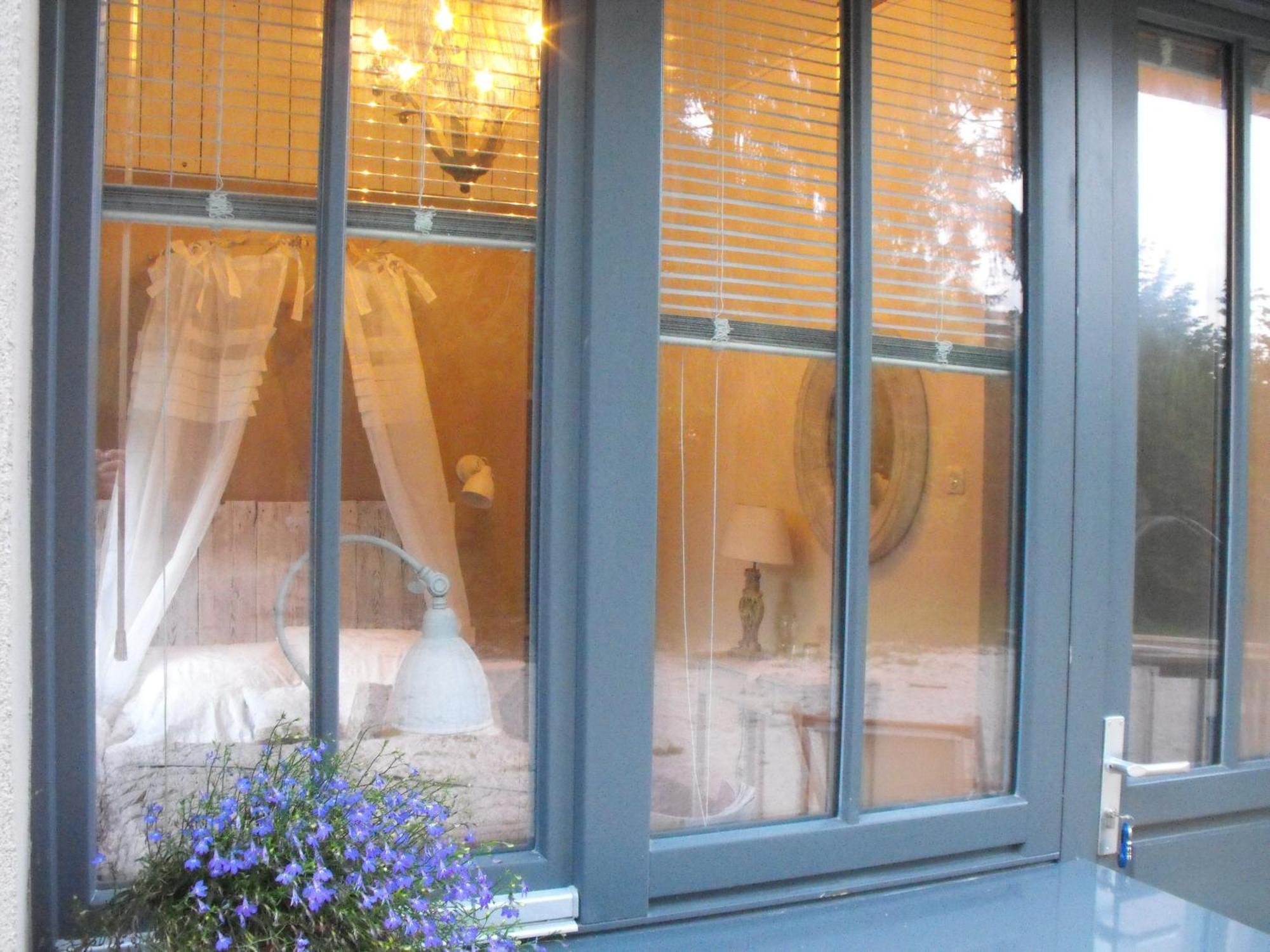 Chambres D'Hotes La Maison De Juliette Valentigney Exterior foto